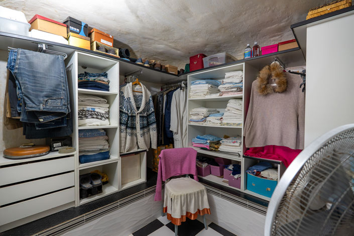 Image No.28-7 Bed Country House for sale