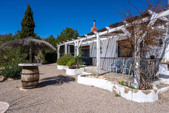 Image No.5-7 Bed Country House for sale