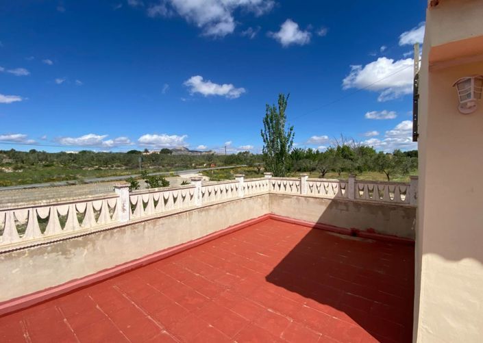 Image No.11-6 Bed Country House for sale