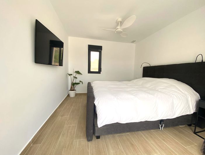 Image No.13-4 Bed Villa for sale