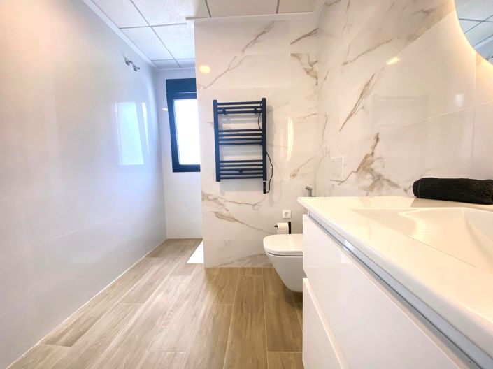 Image No.20-4 Bed Villa for sale