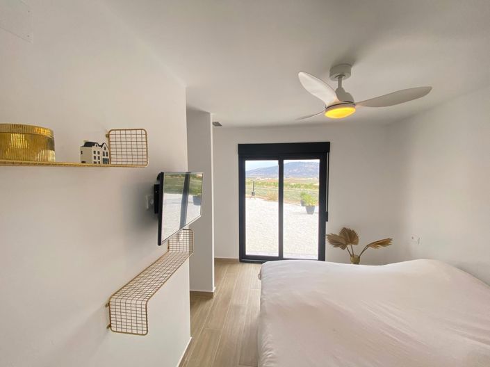 Image No.26-4 Bed Villa for sale