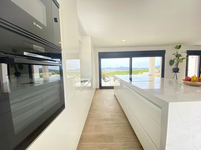 Image No.8-4 Bed Villa for sale