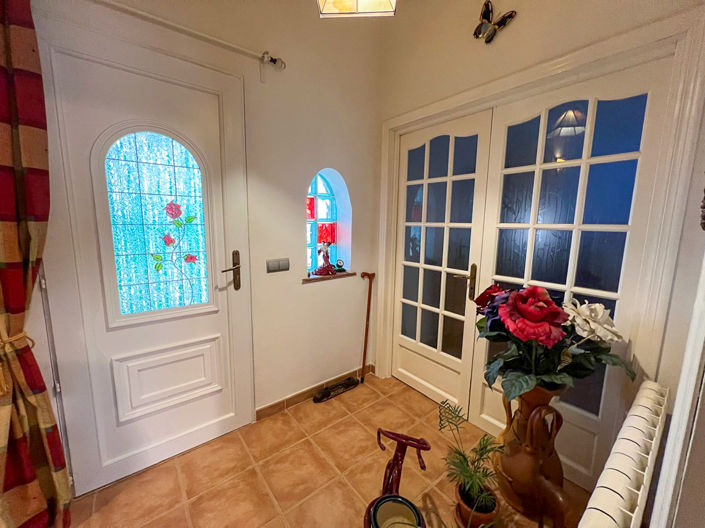 Image No.10-3 Bed Villa for sale