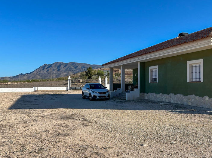 Image No.25-3 Bed Villa for sale