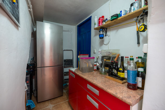 Image No.15-3 Bed Country House for sale