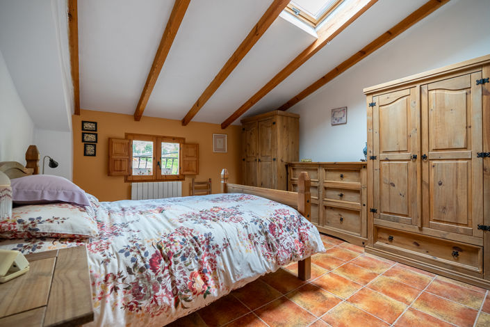 Image No.29-3 Bed Country House for sale