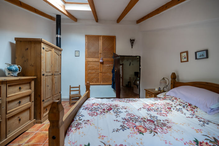 Image No.30-3 Bed Country House for sale