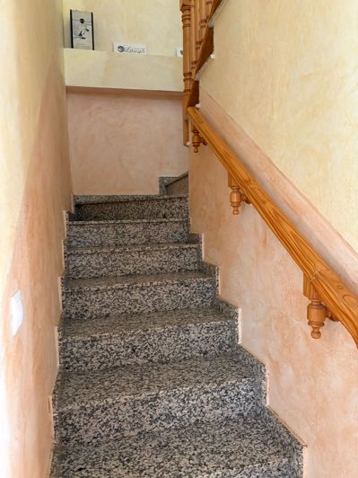 Image No.17-4 Bed Townhouse for sale