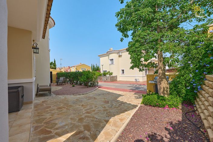 Image No.12-4 Bed Villa for sale