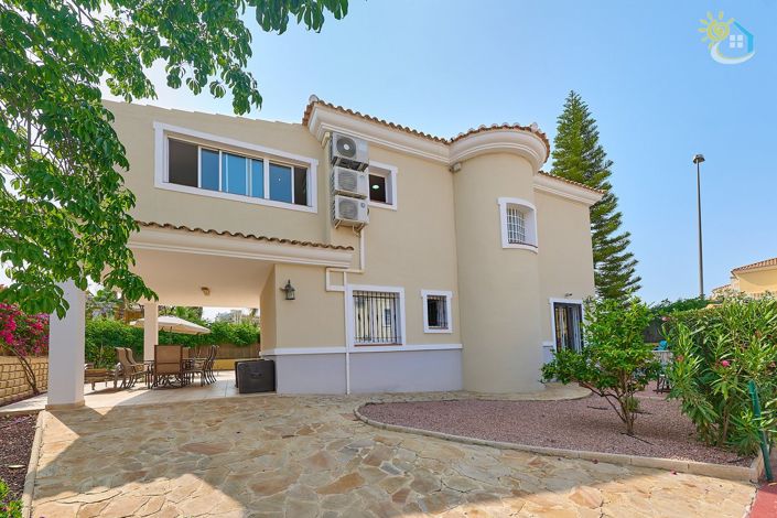 Image No.13-4 Bed Villa for sale