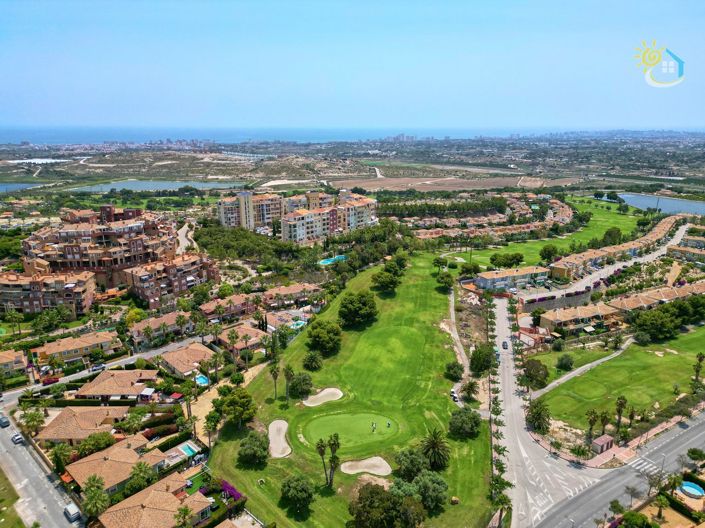 Image No.5-4 Bed Villa for sale