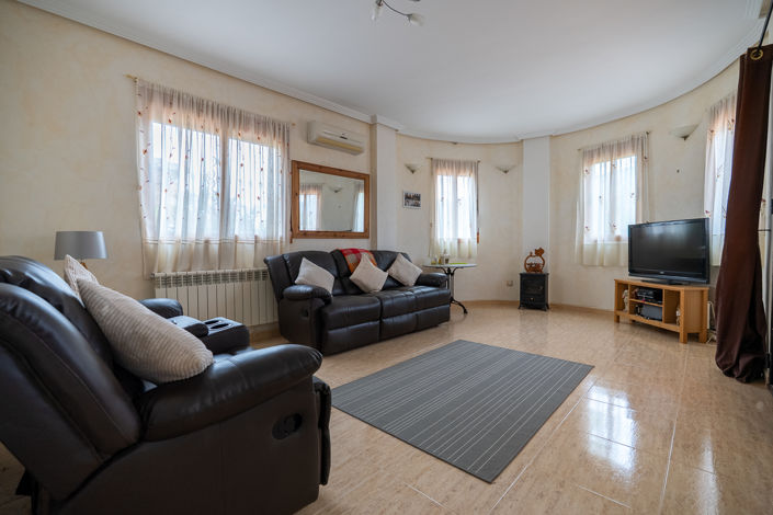 Image No.13-3 Bed Villa for sale