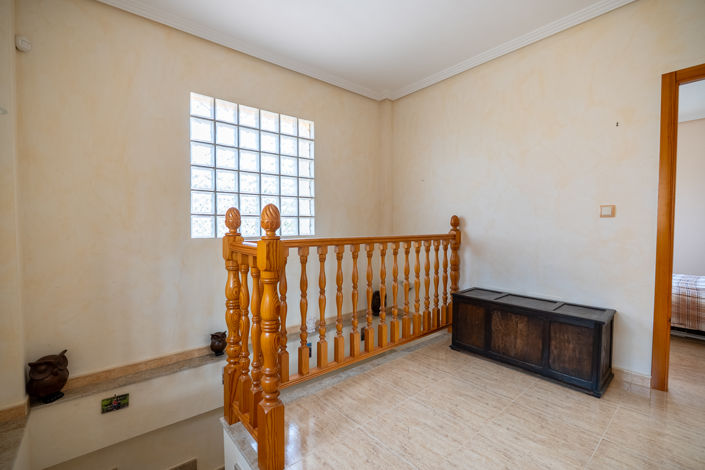 Image No.20-3 Bed Villa for sale