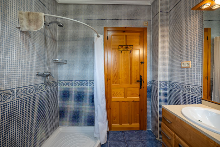 Image No.25-3 Bed Villa for sale