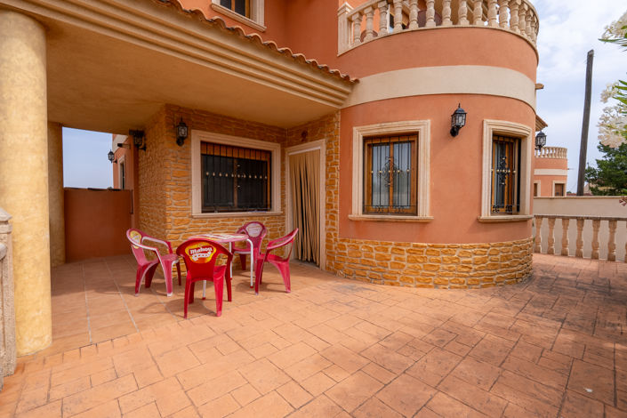 Image No.6-3 Bed Villa for sale
