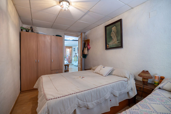 Image No.19-2 Bed Country House for sale