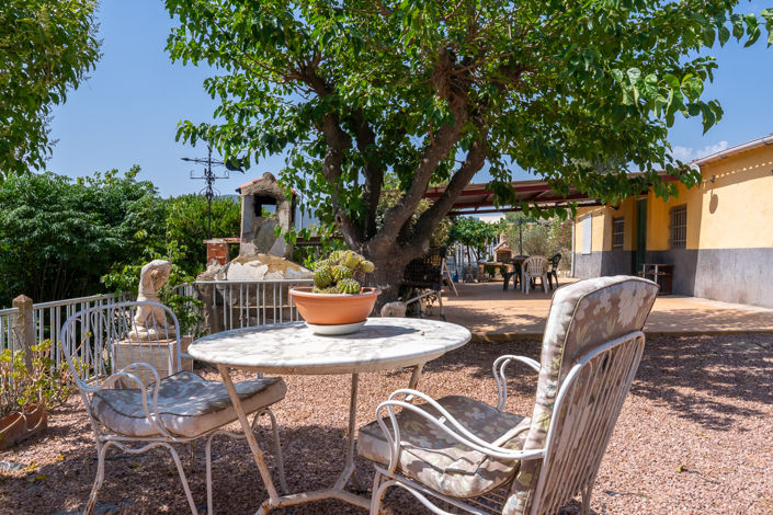 Image No.2-2 Bed Country House for sale