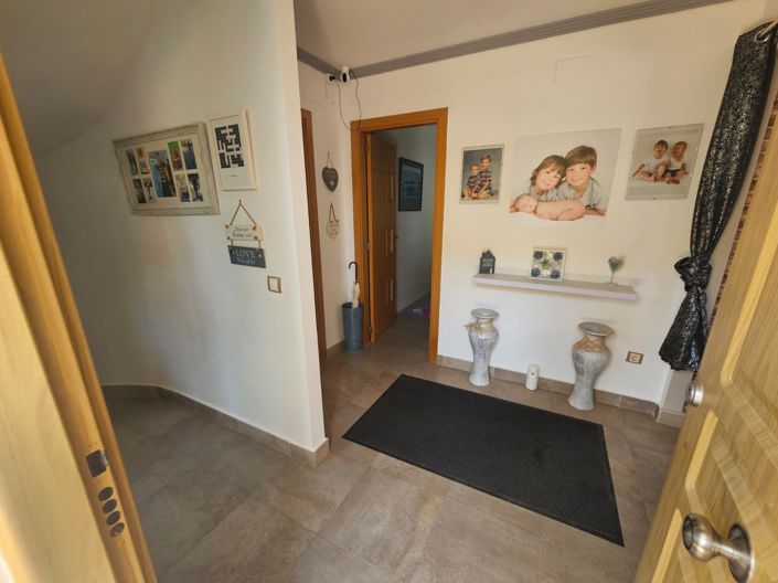 Image No.10-3 Bed Villa for sale