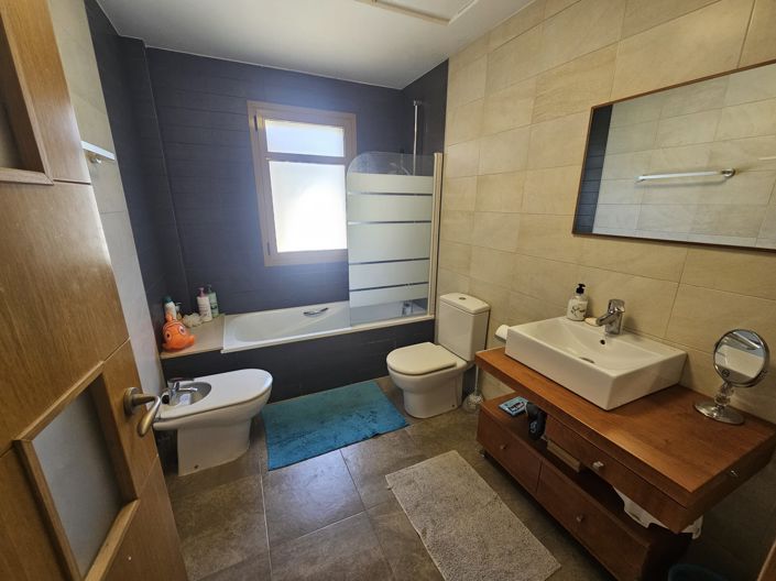 Image No.28-3 Bed Villa for sale