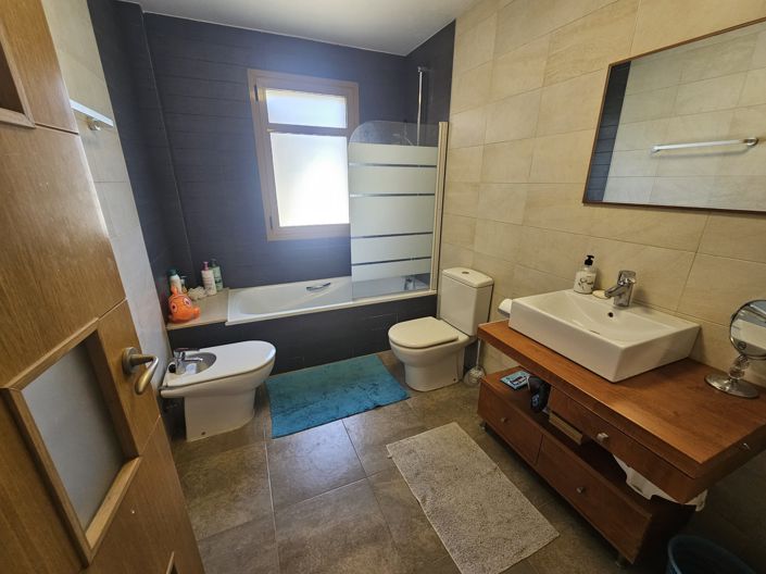 Image No.29-3 Bed Villa for sale