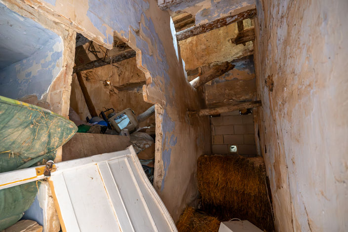 Image No.20-7 Bed Country House for sale