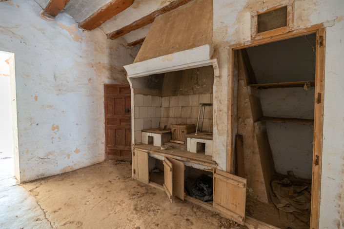 Image No.29-7 Bed Country House for sale