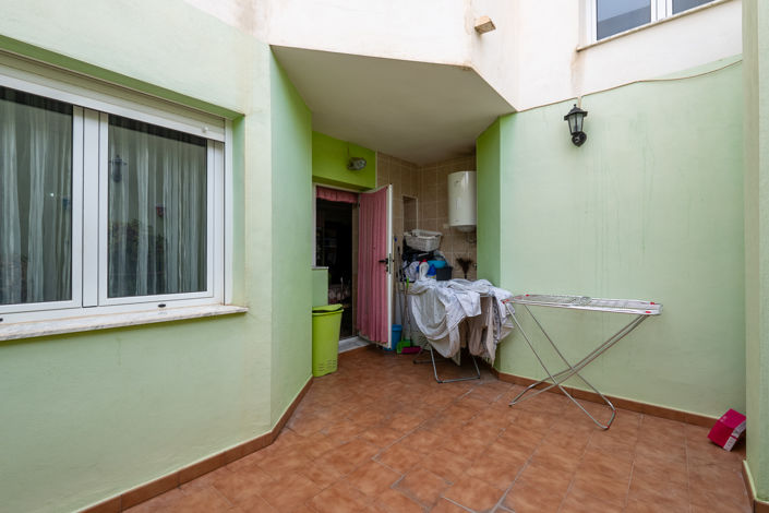 Image No.12-4 Bed Apartment for sale