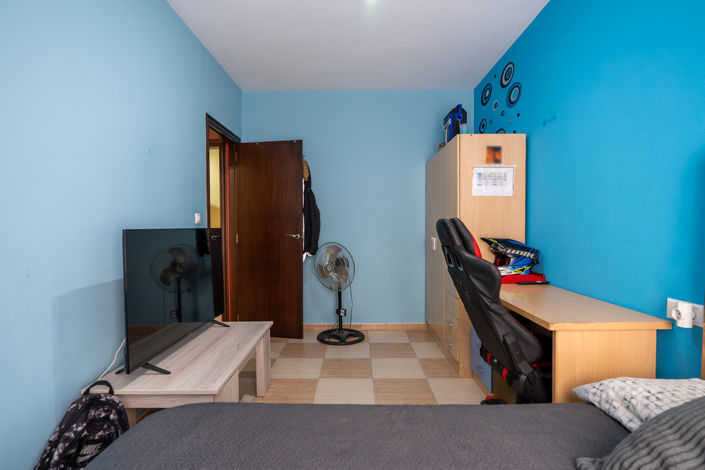 Image No.17-4 Bed Apartment for sale