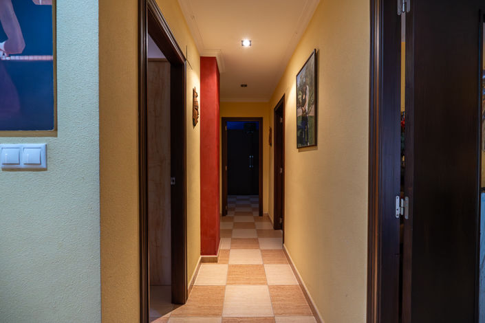 Image No.25-4 Bed Apartment for sale