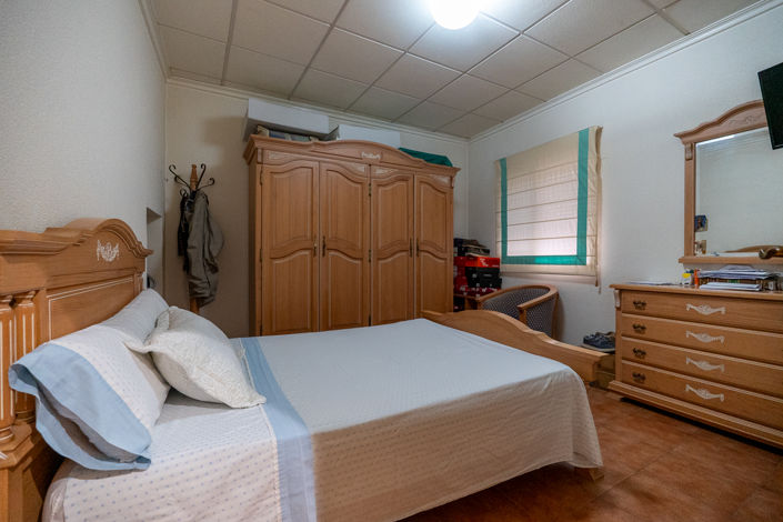 Image No.23-3 Bed Country House for sale