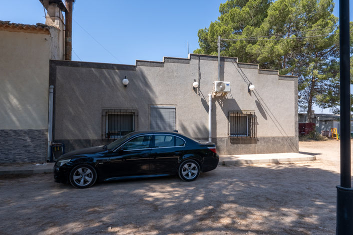 Image No.8-3 Bed Country House for sale