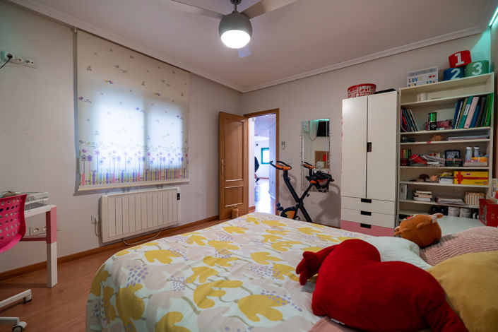 Image No.13-3 Bed Apartment for sale