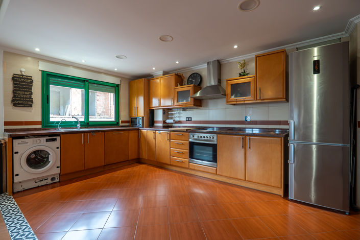 Image No.22-3 Bed Apartment for sale