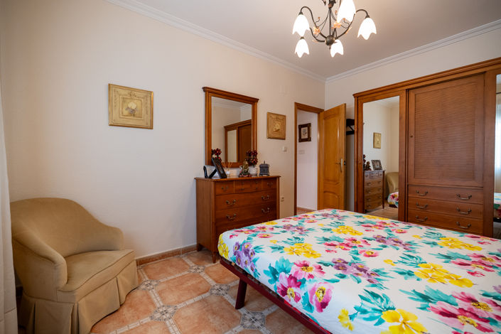 Image No.29-5 Bed Villa for sale