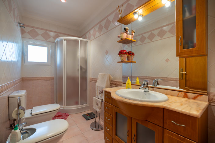 Image No.30-5 Bed Villa for sale