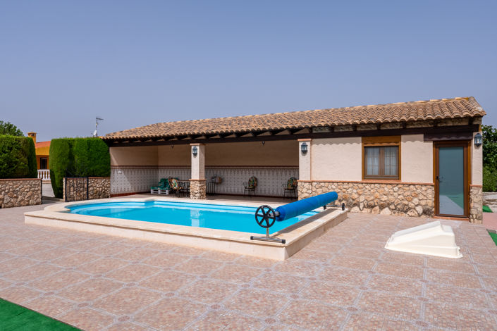 Image No.7-5 Bed Villa for sale