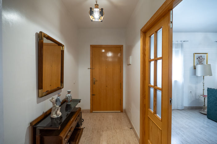 Image No.7-4 Bed Townhouse for sale