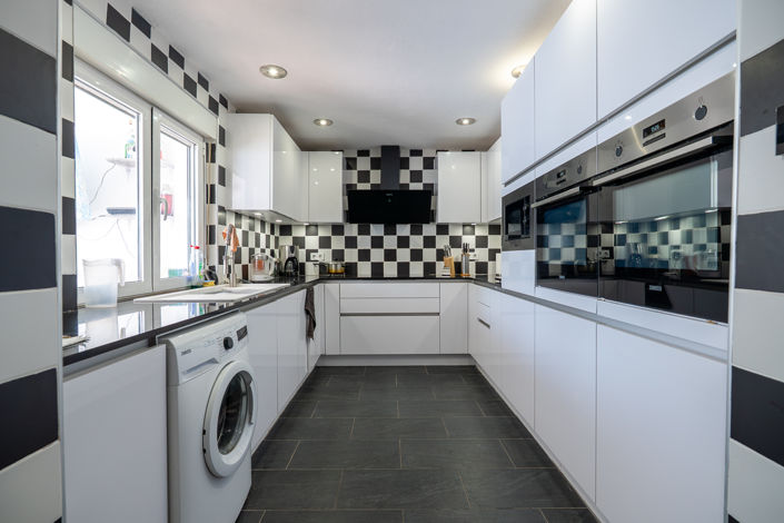 Image No.11-5 Bed Villa for sale