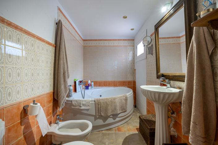 Image No.29-7 Bed Villa for sale