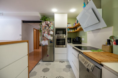 3905apartmentplazaespana021025170429cf3249fam