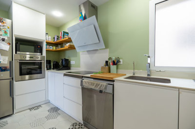 3905apartmentplazaespana021025170426cf3249ens