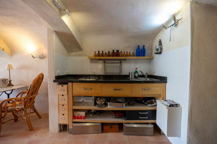 Image No.10-4 Bed Cottage for sale