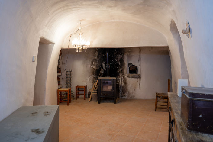 Image No.26-4 Bed Cottage for sale