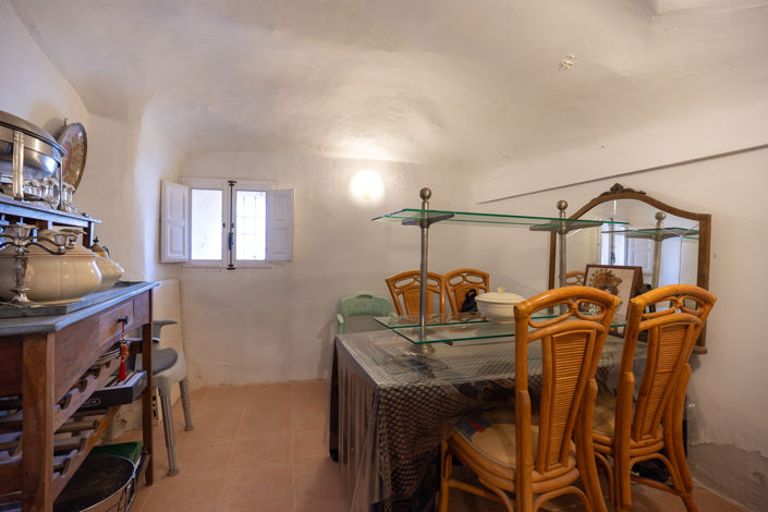 Image No.29-4 Bed Cottage for sale