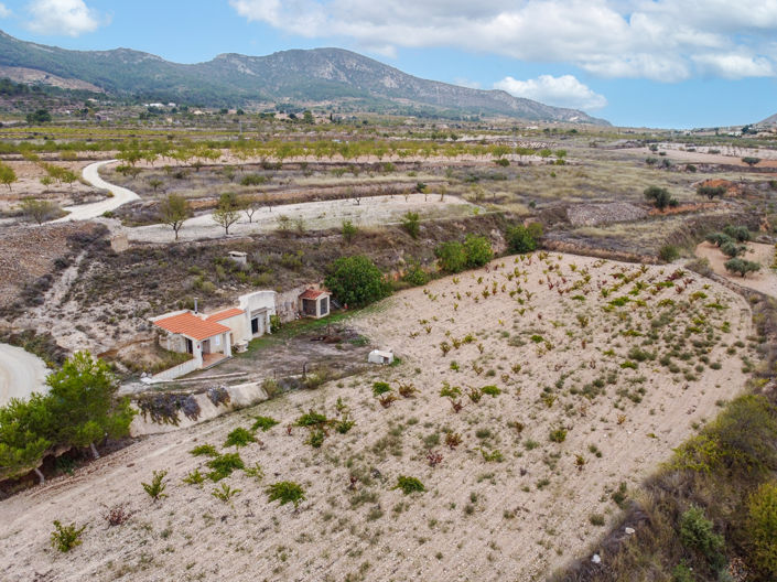 Image No.4-4 Bed Cottage for sale