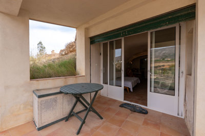 39094bedcavehousenearlaromana151025175247cf32