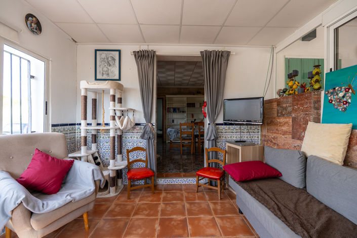 Image No.20-5 Bed Country House for sale