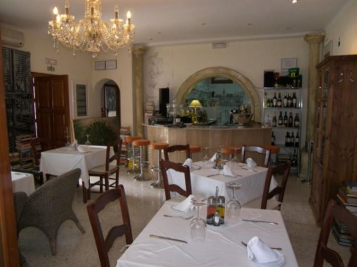 Image No.4-2 Bed Property for sale