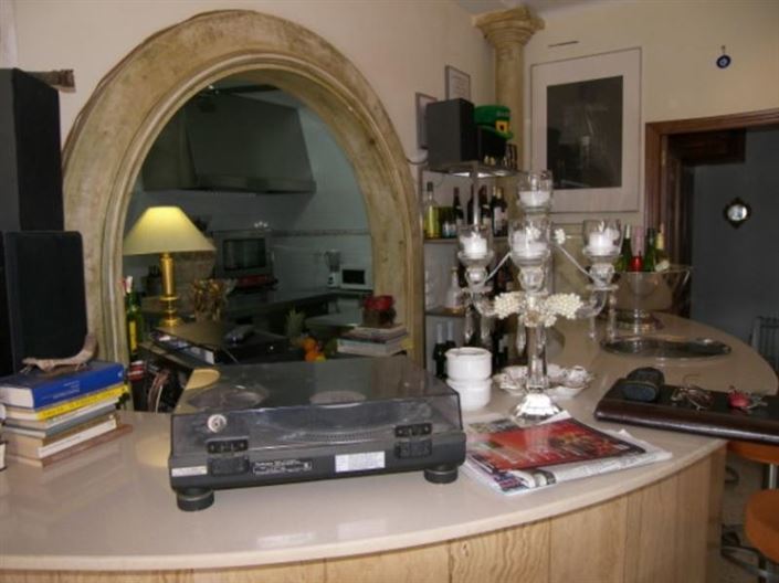 Image No.6-2 Bed Property for sale